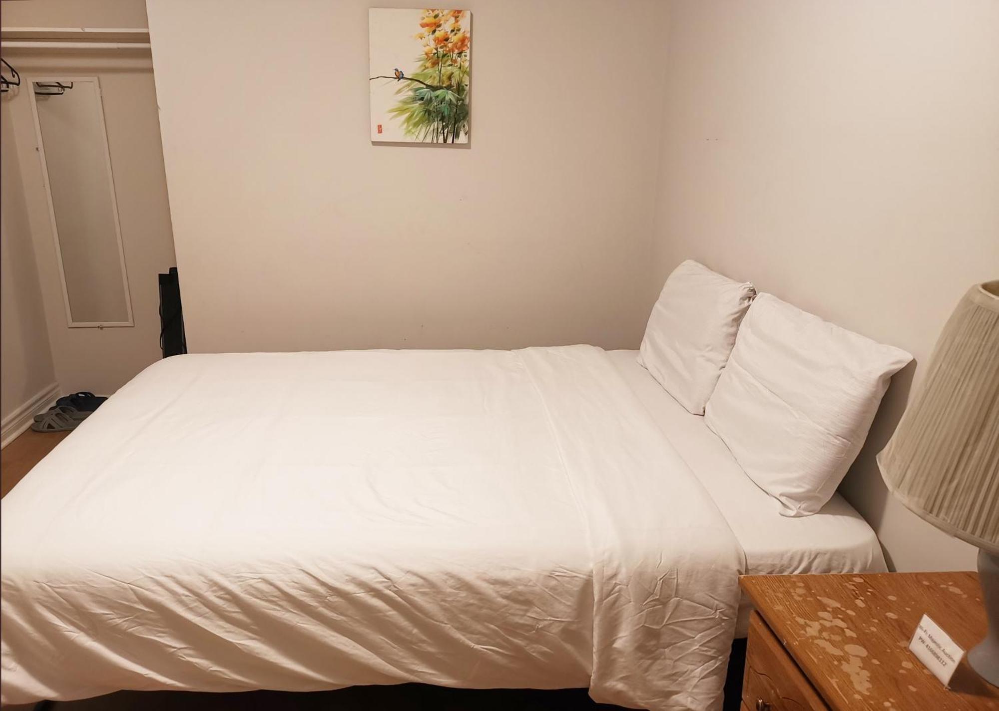 Апартаменти Cozy Private Rm Heart Of North York Free Parking Full Kitchen Close To Downtown Торонто Екстер'єр фото